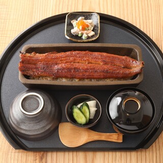 ■一番人気■＋選べる1ドリンク付名物【一本うな重】　6,600円⇒6,100円